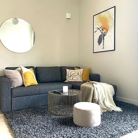 Modern And Cozy Studio In Central Apartment