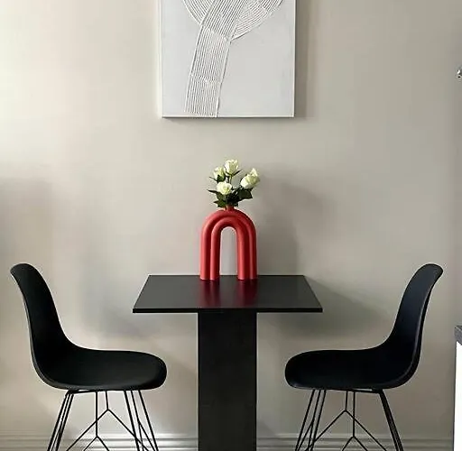 Modern And Cozy Studio In Central